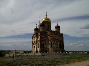 Храм - вид сбоку.jpg
