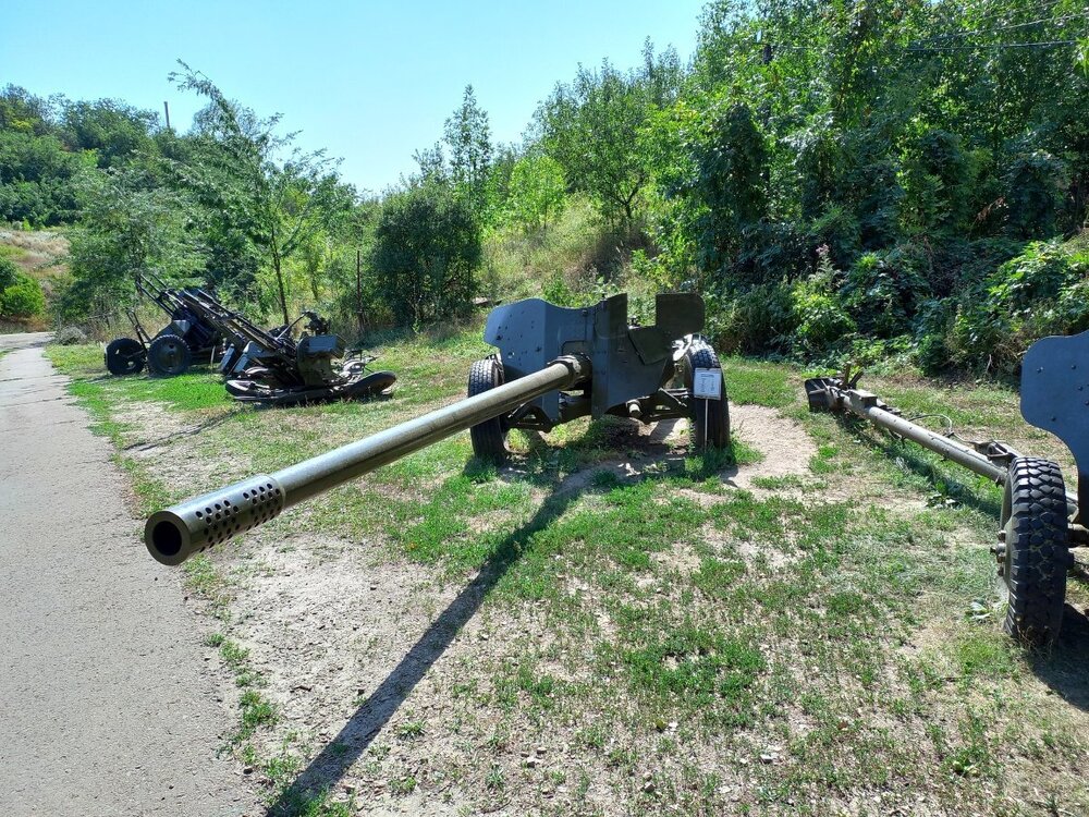 h-2534.jpg